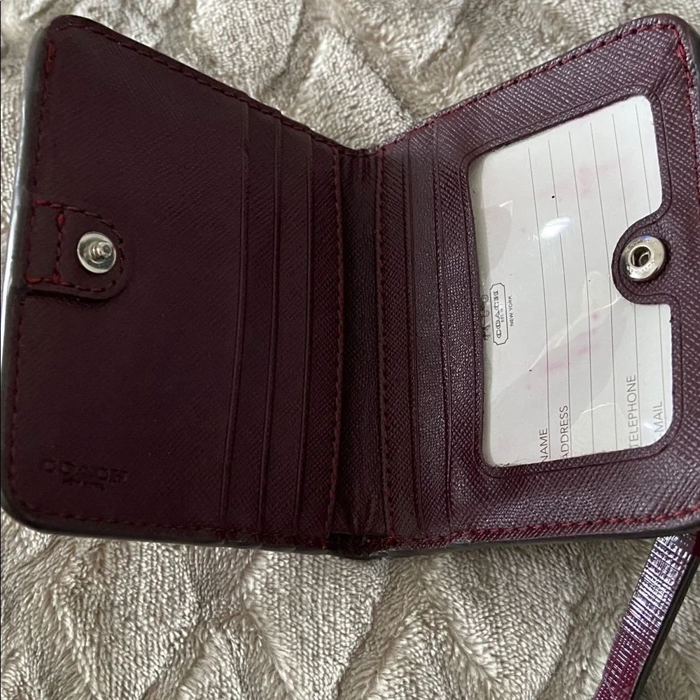 Coach Darcy Bow Wallet - Picture 4 of 7